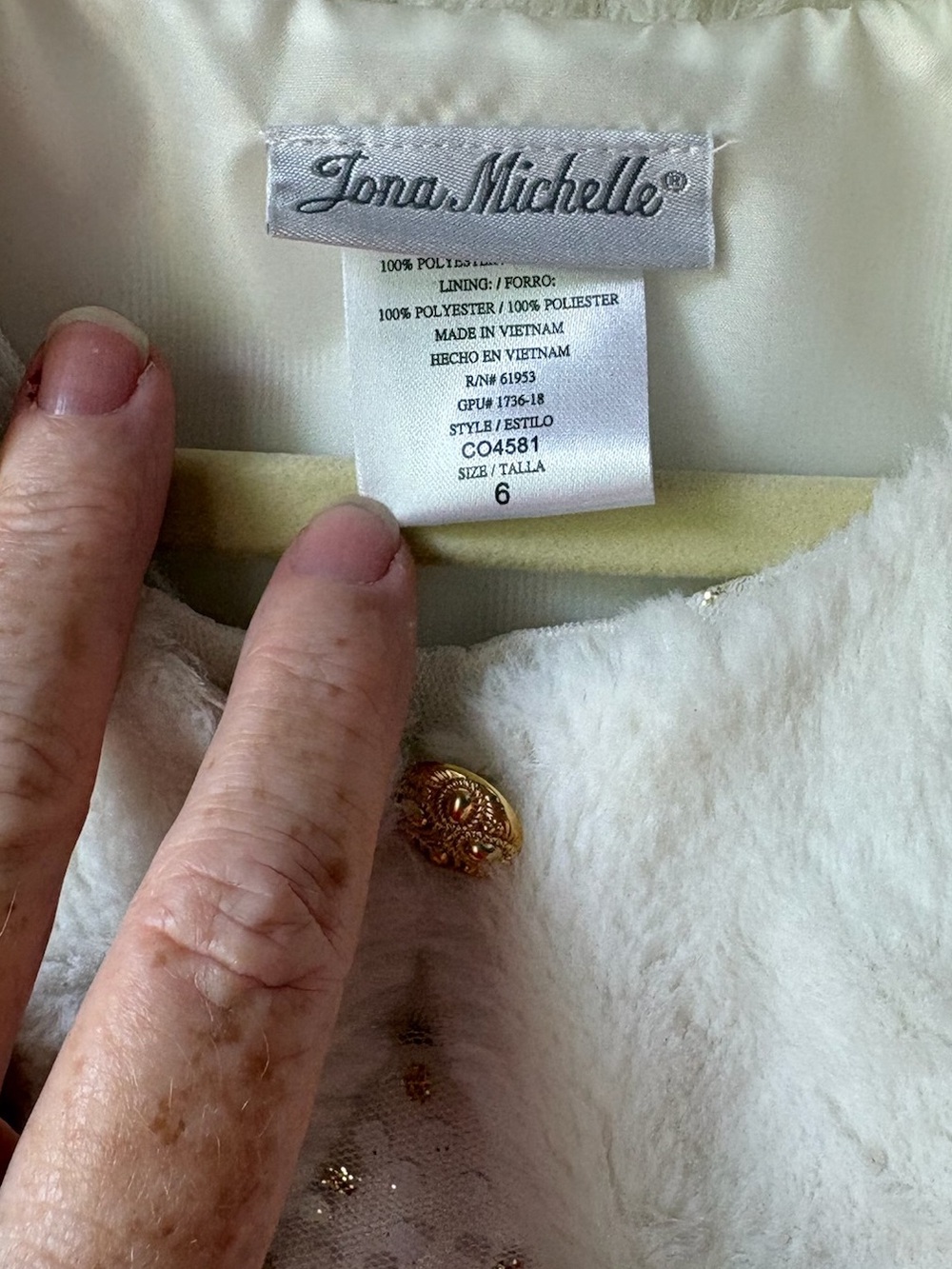 Dress and Cream Faux Fur Bolero with Gold Accent / Size 6 / EUC - Picture 4 of 4